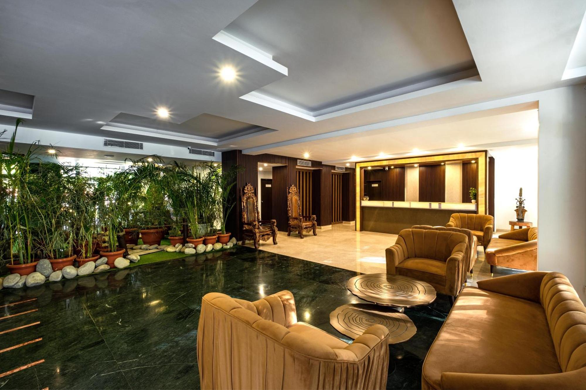 Country Inn Ayodhya - Opposite Airport Exterior photo